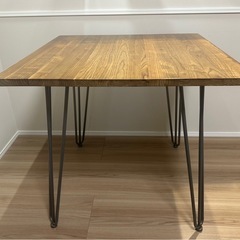 WTW ダブルティー ダイニングテーブルの画像