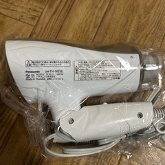 Panasonic ドライヤー EH-NE5E 1200W ホワイト 箱違いの画像