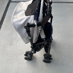 ベビーカー　combiの画像