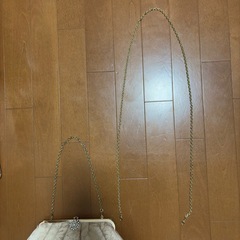 パーティーバッグ クラッチバッグ レース ベージュ ゴールドチェーン 結婚式の画像