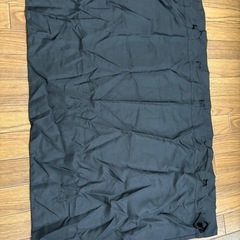 車窓カーテン一度のみ使用の画像