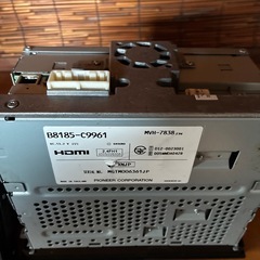 日産純正ディスプレイラジオの画像