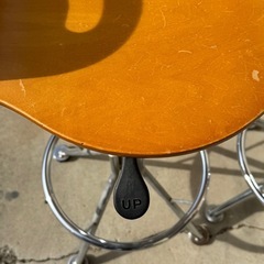 昇降式ハイチェアの画像