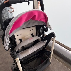 コンビ　ベビーカー　の画像