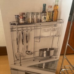 ニトリ コンロ横ラックの画像