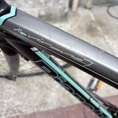 ビアンキ 中古ロードバイク（2016年 Bianchi VIANIRONE FLAT CLA ）備品つきの画像