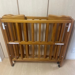 ベビーベッド の画像