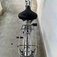 ブリヂストン　自転車、鍵３個、 空気入れ付きの画像