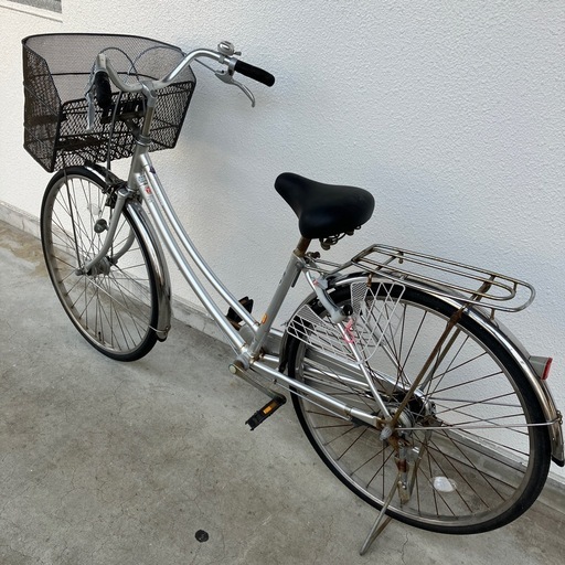 ブリヂストン自転車、鍵3個、 空気入れ付き (ヨーレイヒさん) 水戸の