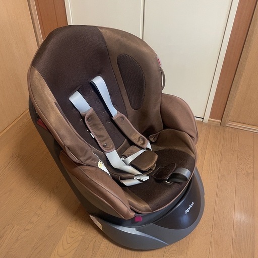 アップリカ フラウディア チャイルドシート