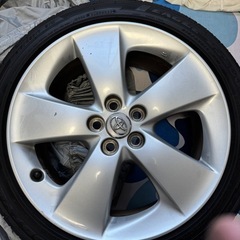 30プリウス純正17インチの画像