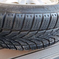 未使用、１６５-７０-１４のアルミホイール付きスタッドレスタイヤを売りますの画像