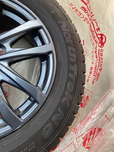 スタッドレス　最終値下げ