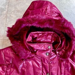 
ワインレッド　ラビットファー付　中綿フード付コート レディースＬの画像