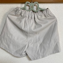 ❤️ピンクハント　合皮 ショートパンツ XXS 120の画像