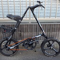 STRiDA S30X 30周年記念モデル カーボンホイールの画像