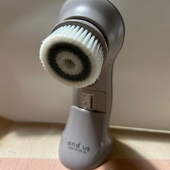 電動フェイスクレンジングブラシの画像
