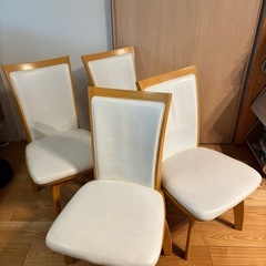 イス4脚セットの画像