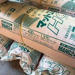 【在庫7】断熱材 マットエース 100×430×1370mmの画像