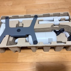 プラスマイナスゼロ　±0 コードレス掃除機の画像