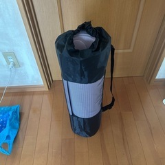 何かに使ってヨガマット入れるポーチの画像