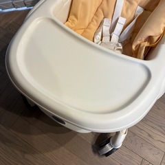 ハイローチェアの画像