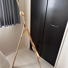 木製スタンドの画像