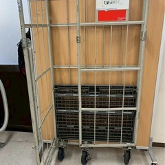カゴ台車の画像