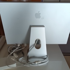 iMacなどアップルPCの画面をミラーリングや拡張するためのモニター（動作品）の画像