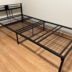 シングルベッド、マットレス【譲り先決まりました】の画像