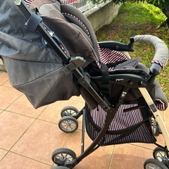 ピジョン　ベビーカーの画像