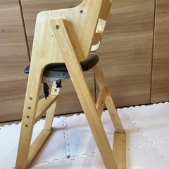 ベビーチェア　黒　ナチュラル　椅子　子供の画像