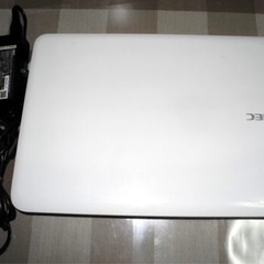 女性に人気のホワイト！場所を取らない14インチ　高性能CPUi3　高速SSD　office の画像