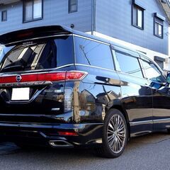 車検満タン エルグランド 250ハイウェイスター ライダー仕様 HDDナビ フルセグTV DVD再生機能 ミュージックサーバー Bluetooth フリップダウンモニター アラウンドビューモニター 両側パワスラ インテリキー HIDライト LEDフォグ ETCの画像