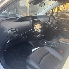 50プリウス後期　R1年　車検付き　Sツーリング　かなり安いと思います。の画像