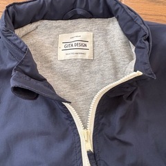 120ウインドブレーカー美品の画像