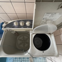 二層式洗濯機の画像