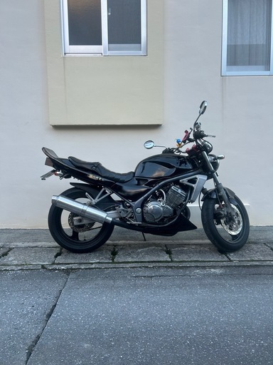 バリオス1型 (平良寛樹) てだこ浦西のカワサキの中古あげます・譲り