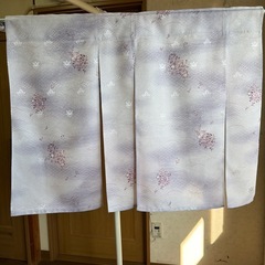 着物素材リメイク暖簾、グレー色　横幅〜76–丈幅〜59!
の画像
