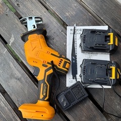 充電式電動ノコギリの画像