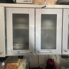 食器棚の画像