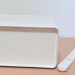 ルーター収納BOX 　山崎実業(Yamazaki) 重ねられる スリム 蓋付き ルーター収納 ケース ホワイト 約W9.7XD20.2XH22.2cm スマート テレビ裏収納 スタッキング可 4913の画像