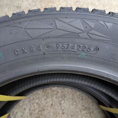 タフト・ソリオバンディットのスタッドレスタイヤのみ４本の画像