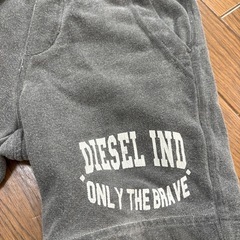 ディーゼル100㎝110㎝短パンと靴セットの画像