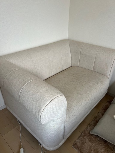 IKEAの1.5人掛けソファ
