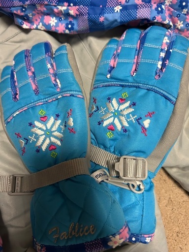  女性 スノボウェアセット 150   値下げしました
