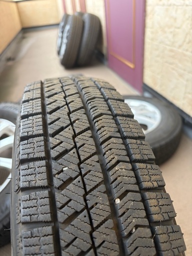 軽自動車用スタッドレスタイヤ145/80R13 vrx2 バリ山！ ((^^)) 湖山の