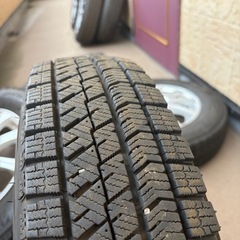 軽自動車用スタッドレスタイヤ　145/80R13 vrx2  バリ山！の画像