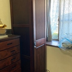 洋服ダンスの画像