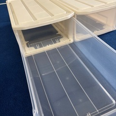 衣装ケースの画像